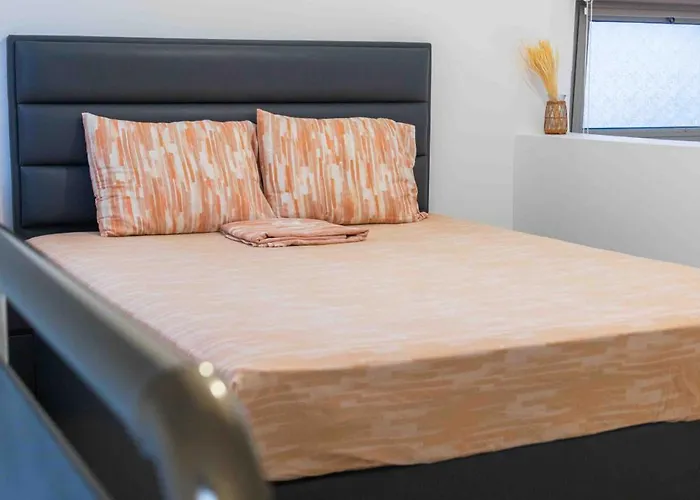 Row 7 Homes Holiday home