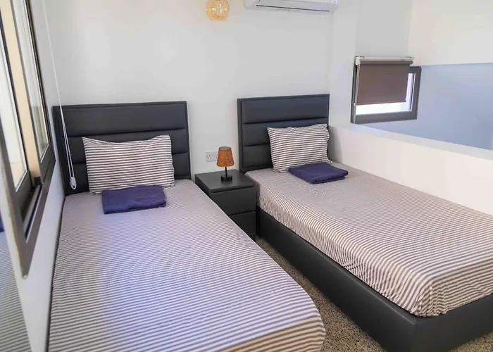 Holiday home Row 7 Homes